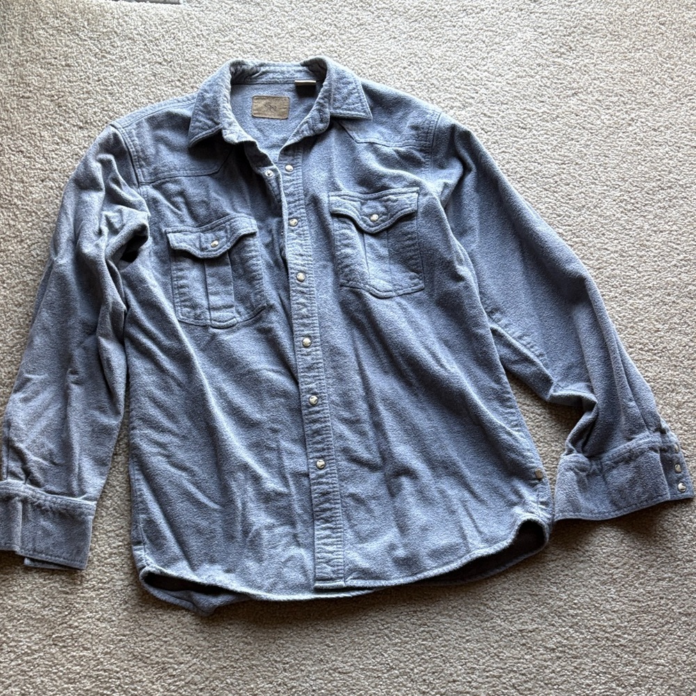 Casual Gray Button-Down Shirt for Men